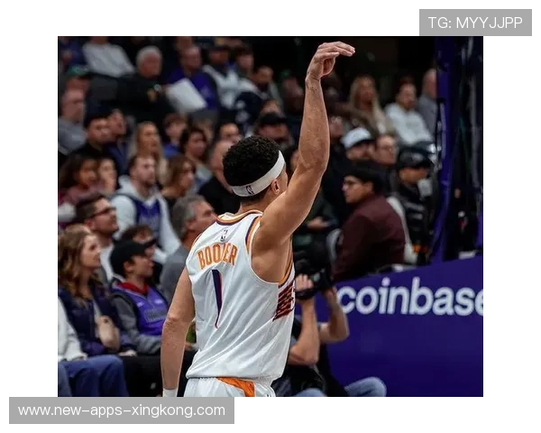 布克26分引领，太阳击溃独行侠连胜继续